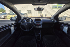 Peugeot 107 PHASE 2 1.0i - 12V URBAN MOVE * 1 ERE MAIN * EMBRAYAGE NEUF * ENTRETIEN A JOUR *