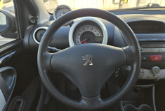 Peugeot 107 PHASE 2 1.0i - 12V URBAN MOVE * 1 ERE MAIN * EMBRAYAGE NEUF * ENTRETIEN A JOUR *