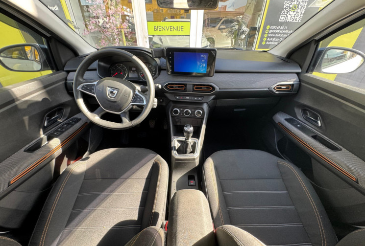 Dacia Sandero III Stepway 1.0 TCe 12V BVM6 90 cv // Première main 