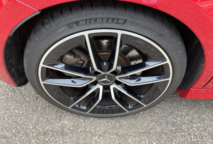 Mercedes Classe A 35 AMG 306 ch 4Matic/ Pack Aéro AMG/Sièges élec/Apple CarPlay/Toit pano/53000 km