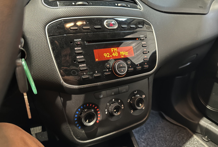 FIAT Punto 1.2 8v 69ch Easy 5p