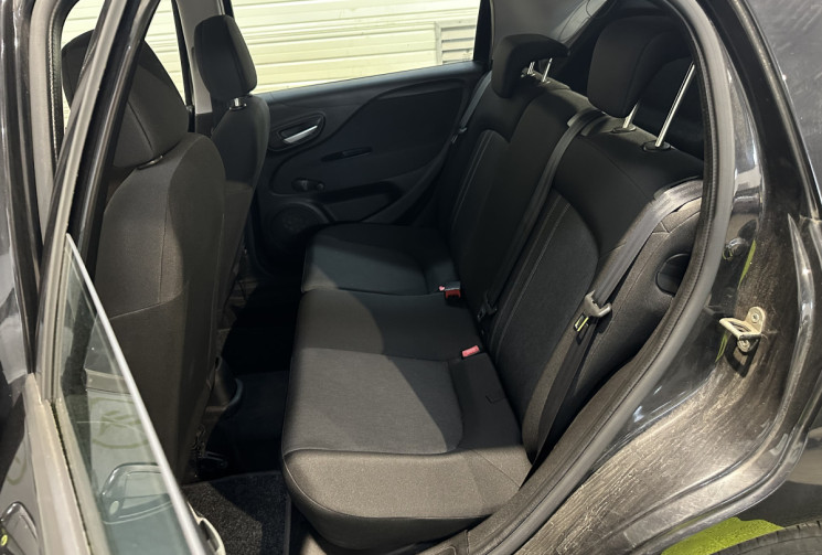 FIAT Punto 1.2 8v 69ch Easy 5p