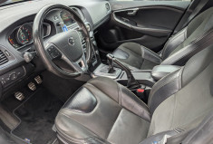 Volvo V40 T2 122 ch R-Design / Ethanol