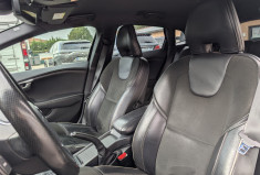 Volvo V40 T2 122 ch R-Design / Ethanol