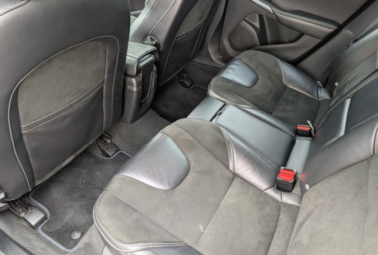 Volvo V40 T2 122 ch R-Design / Ethanol