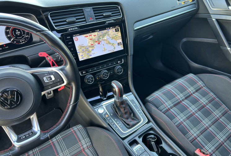 Volkswagen Golf 7.5 2.0 TFSi 245 Ch GTI Performance DSG7 * Toit ouvrant * Camera * Carplay
