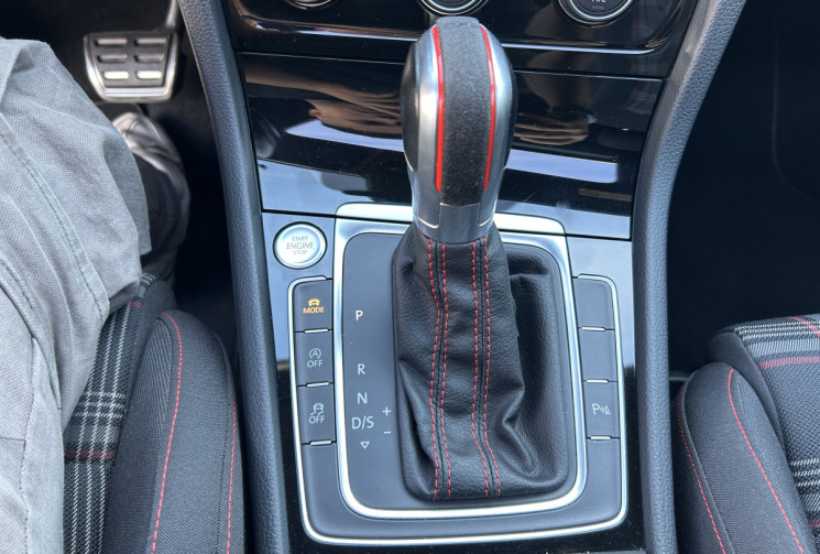 Volkswagen Golf 7.5 2.0 TFSi 245 Ch GTI Performance DSG7 * Toit ouvrant * Camera * Carplay