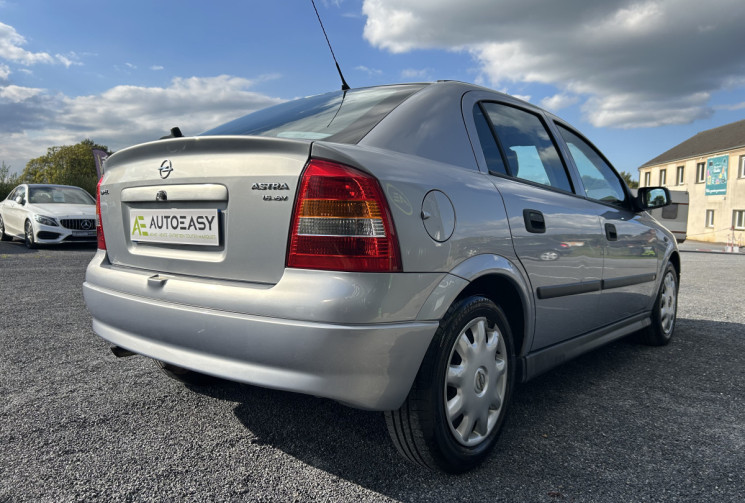 Opel Astra 1.6 100 CH CT OK RÉVISÉ ET GTIE 75000 KMS !!!!