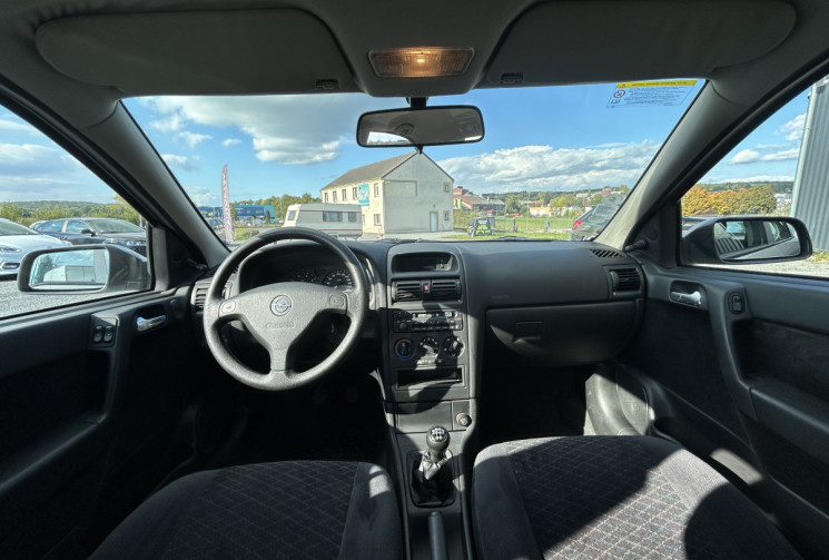 Opel Astra 1.6 100 CH CT OK RÉVISÉ ET GTIE 75000 KMS !!!!