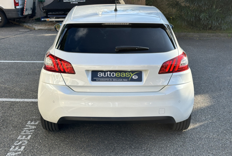 Peugeot 308 1.2 Puretech 130 ch Allure EAT6 5p / Courroie neuve chez Peugeot / Entretien à jour