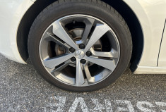 Peugeot 308 1.2 Puretech 130 ch Allure EAT6 5p / Courroie neuve chez Peugeot / Entretien à jour
