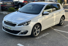 Peugeot 308 1.2 Puretech 130 ch Allure EAT6 5p / Courroie neuve chez Peugeot / Entretien à jour