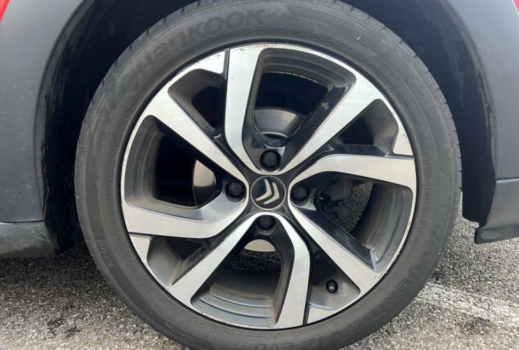 Citroën C3 1.2 PureTech 110 SHINE BVM6  Courroie OK 