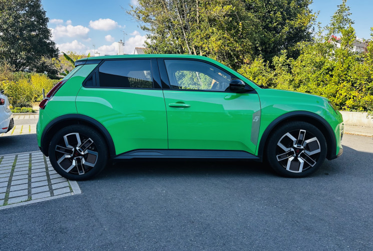 Renault 5 E-Tech Electrique 150 ch autonomie confort Techno