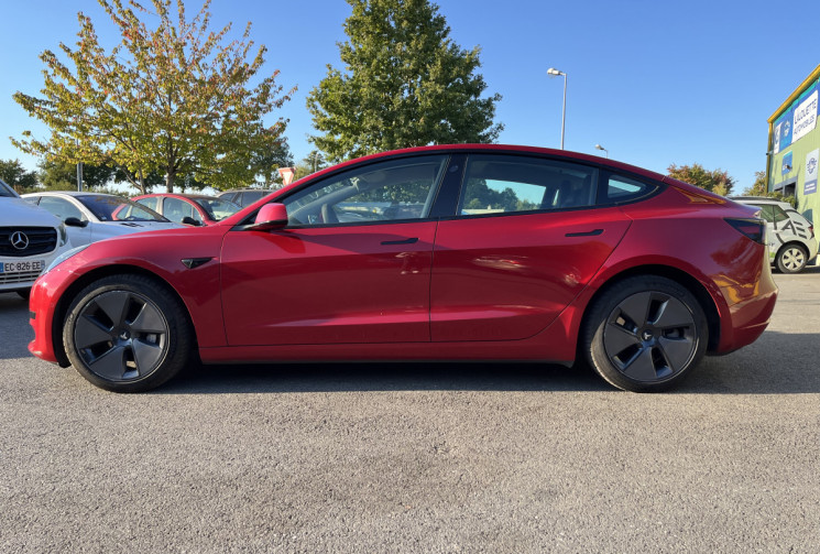 Tesla Model 3 Standard Range Plus RWD