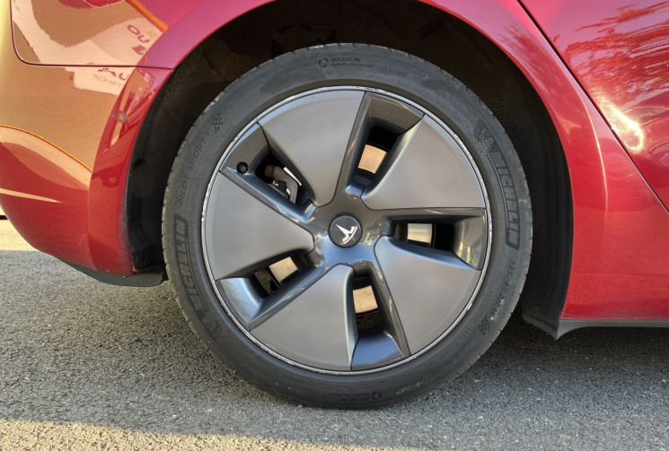 Tesla Model 3 Standard Range Plus RWD