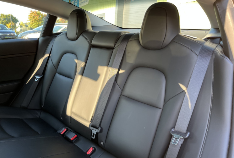 Tesla Model 3 Standard Range Plus RWD