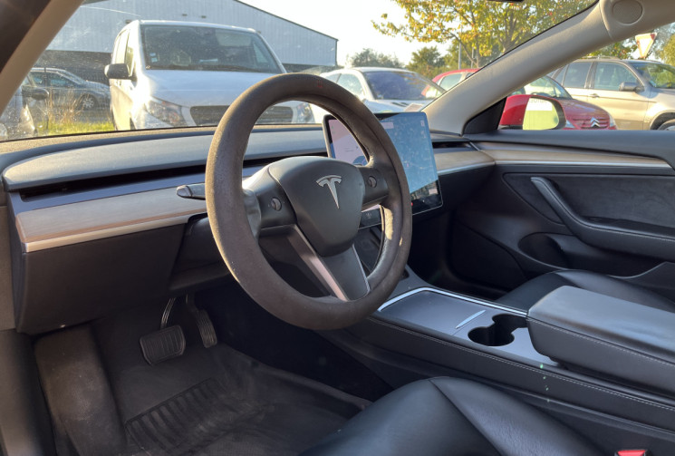 Tesla Model 3 Standard Range Plus RWD