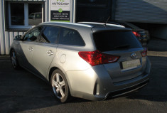 Toyota AURIS SW  (2) 124 D-4D Dynamic