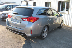 Toyota AURIS SW  (2) 124 D-4D Dynamic