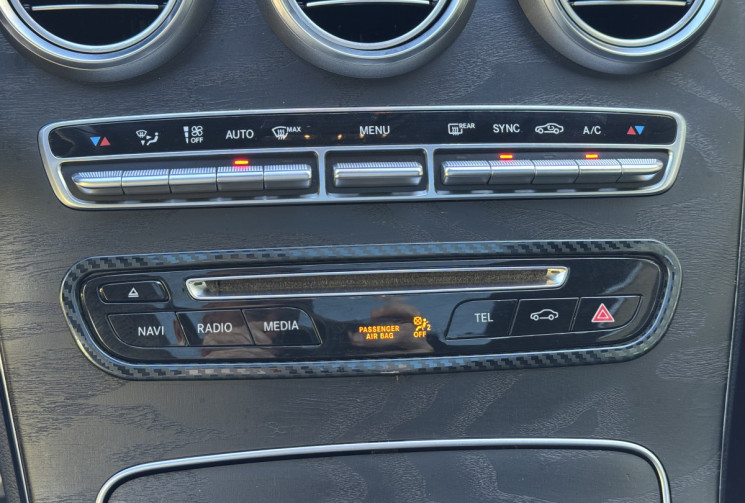 Mercedes CLASSE C COUPE 220d 170 ch 9G-Tronic Fascination Pack AMG / Toit ouvrant / Attelage 220 d 