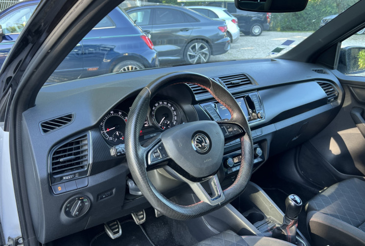 Skoda Fabia 1.0 TSI 95 Monte Carlo / 2ème Main / Carplay / Caméra / Keyless / Entretien à Jour