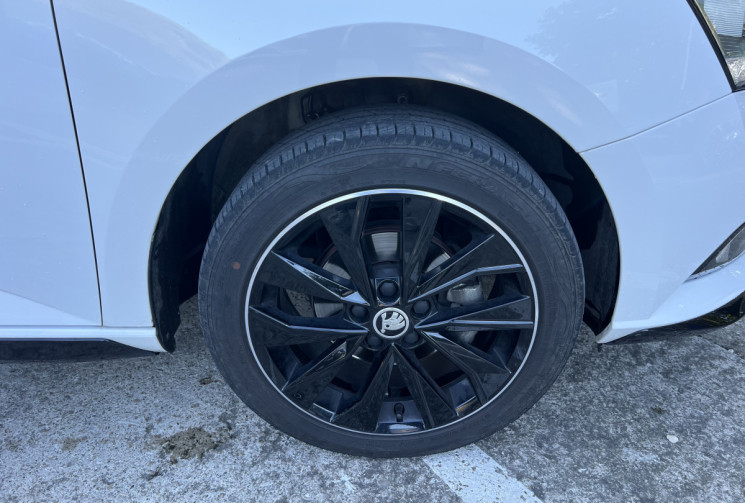 Skoda Fabia 1.0 TSI 95 Monte Carlo / 2ème Main / Carplay / Caméra / Keyless / Entretien à Jour
