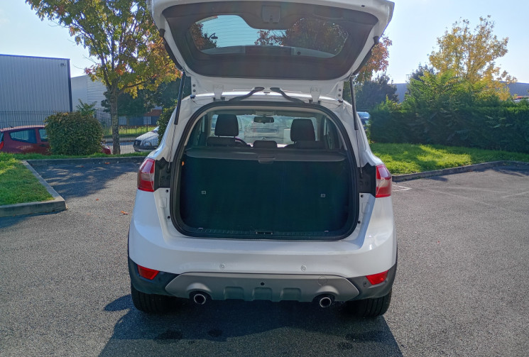 Ford Kuga 2.0 TDCi 140 cv - TITANIUM
