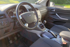 Ford Kuga 2.0 TDCi 140 cv - TITANIUM
