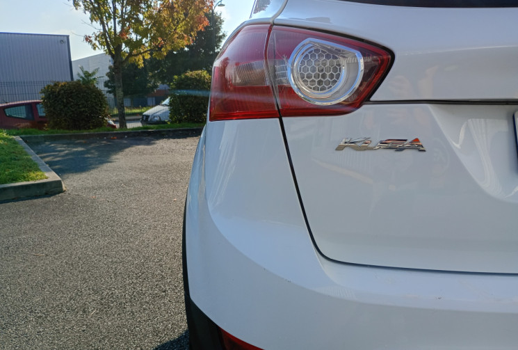 Ford Kuga 2.0 TDCi 140 cv - TITANIUM
