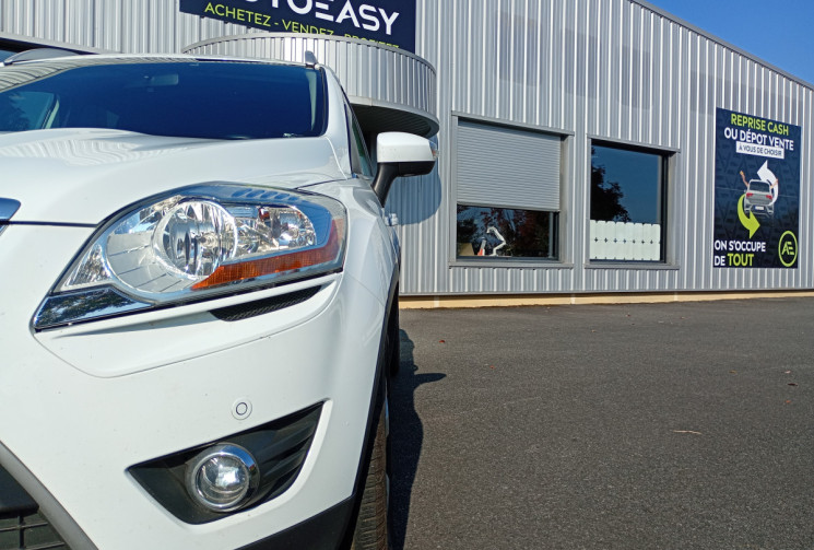 Ford Kuga 2.0 TDCi 140 cv - TITANIUM