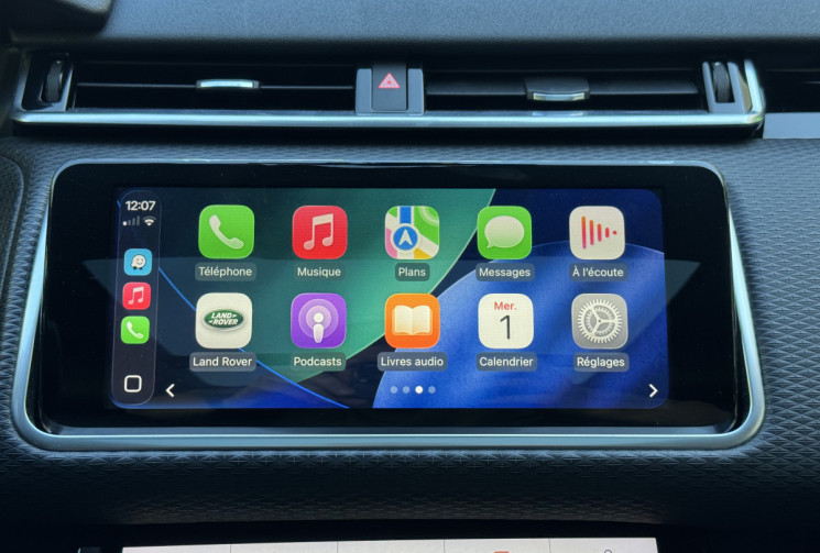 Land-Rover Range Rover Velar D240 HSE R-Dynamic / Toit pano ouvrant / Carplay / Entretien à jour 