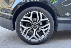 Land-Rover Range Rover Velar D240 HSE R-Dynamic / Toit pano ouvrant / Carplay / Entretien à jour 