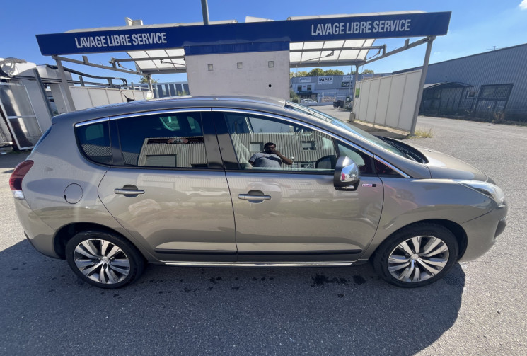 Peugeot 3008 1.6 HDi115 Allure