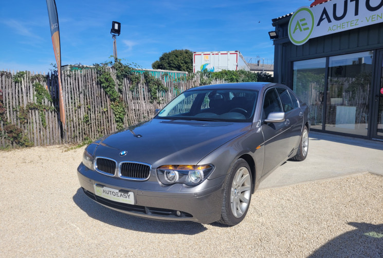 BMW SERIE 7 735 IA INDIVIDUAL MARINE