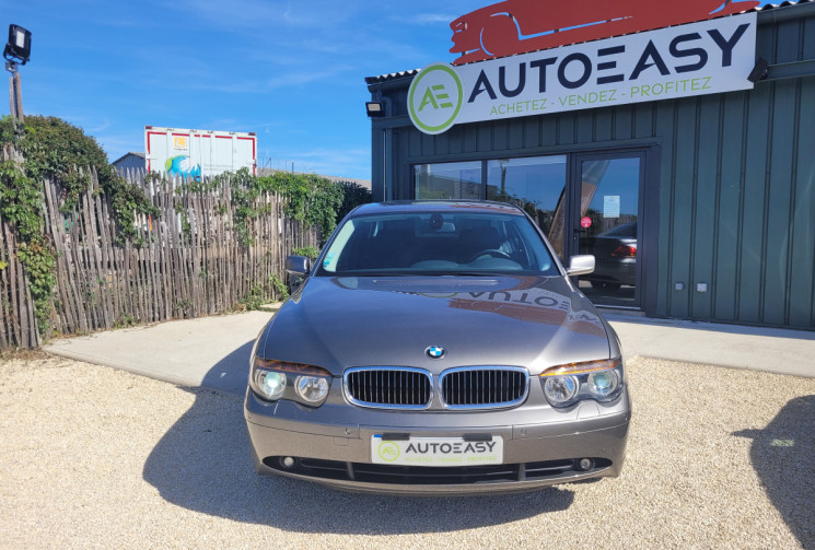 BMW SERIE 7 735 IA INDIVIDUAL MARINE