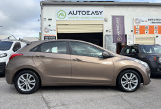 Hyundai i30 1.6 CRDI 128 PREMIUM
