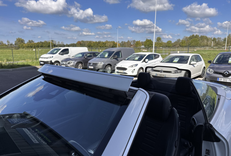 Mercedes CLASSE E CABRIOLET 220d 9G-TRONIC 194 cv PACK AMG - MULTIBEAM - BURMEISTER -CAM360