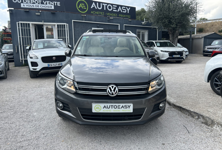 Volkswagen Tiguan 2.0 TDI 140 Ch BlueMotion Technology FAP Carat * 1ER MAIN * TOIT OUVRANT 