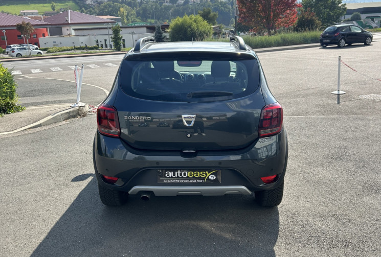 Dacia Sandero TCE 90 Stepway Entretien Renault