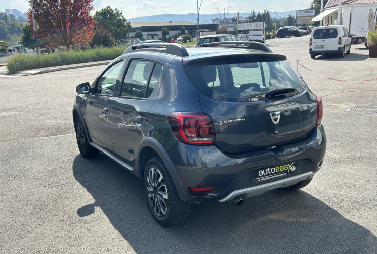 Dacia Sandero TCE 90 Stepway Entretien Renault