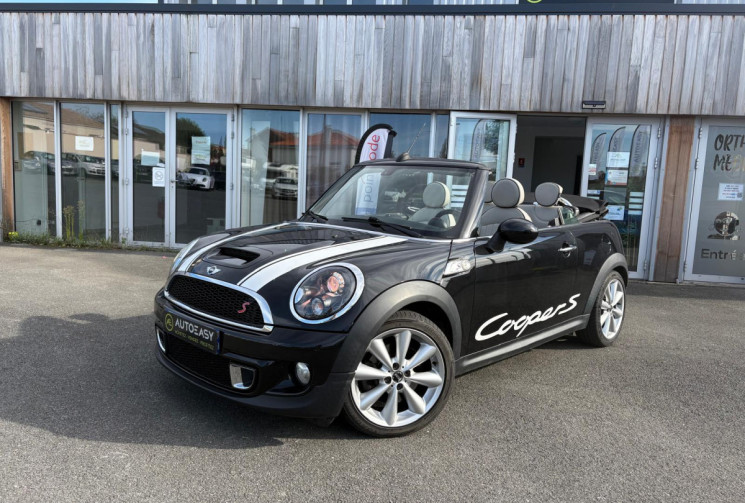 Mini Cooper CABRIOLET 1.6 TURBO 184 RED HOT CHILI / CHAINE DE DISTRIBUTION / GARANTIE 12 MOIS  Mini Cooper CABRIOLET 1.6 TURBO 184 RED HOT CHILI / CHAINE DE DISTRIBUTION / GARANTIE 12 MOIS