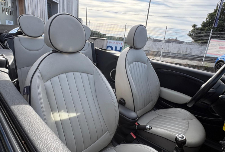 Mini Cooper CABRIOLET 1.6 TURBO 184 RED HOT CHILI / CHAINE DE DISTRIBUTION / GARANTIE 12 MOIS  Mini Cooper CABRIOLET 1.6 TURBO 184 RED HOT CHILI / CHAINE DE DISTRIBUTION / GARANTIE 12 MOIS