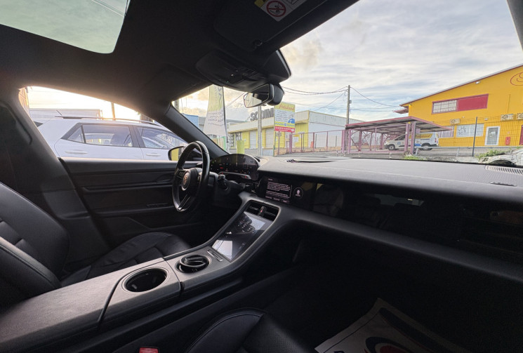 Porsche Taycan 1 phase 1 MY22 408 cv // 100% électrique // Pas de TVS