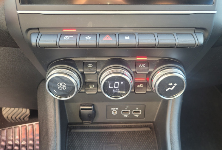 Renault Captur 1.3 TCE 140 FAP INTENS