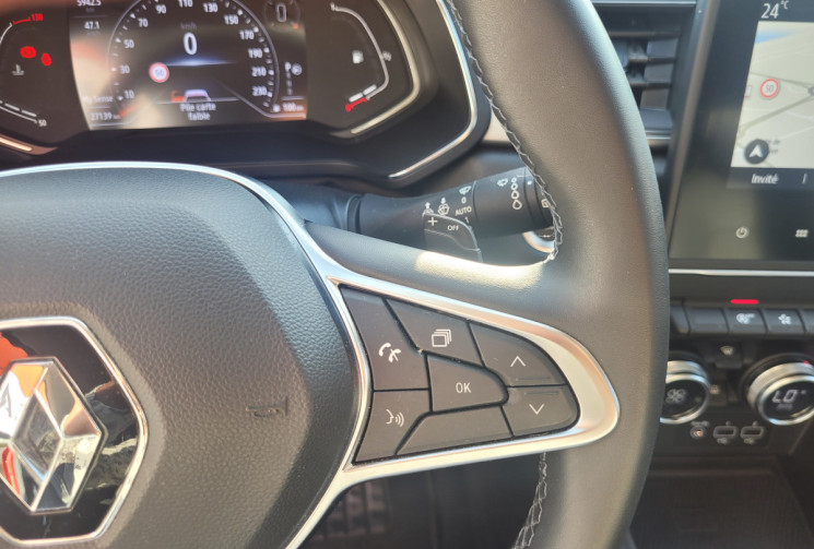 Renault Captur 1.3 TCE 140 FAP INTENS