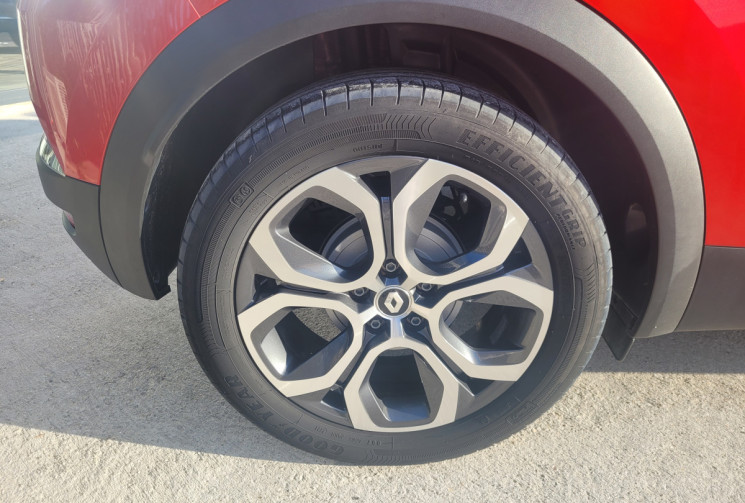 Renault Captur 1.3 TCE 140 FAP INTENS