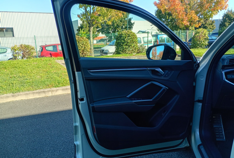 Audi Q3 Sportback 35 TFSI - 1.5 150 cv - DSG7- S-LINE