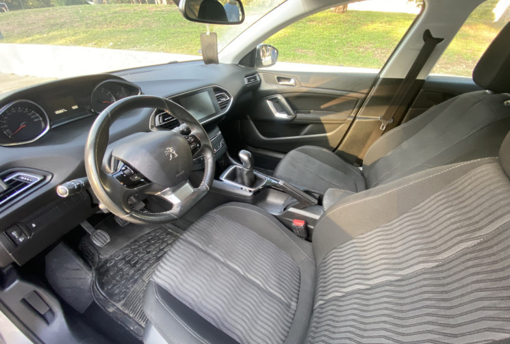 Peugeot 308 II 1.2 VTi ACCESS 12V 82CH