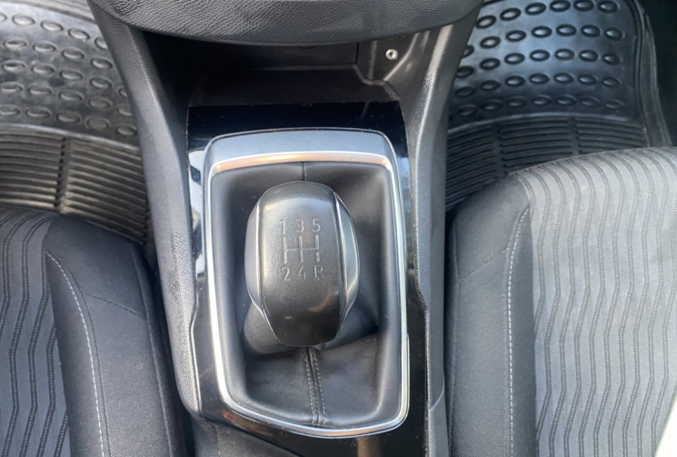 Peugeot 308 II 1.2 VTi ACCESS 12V 82CH